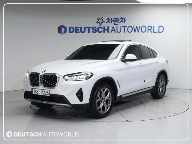 2022 BMW X4