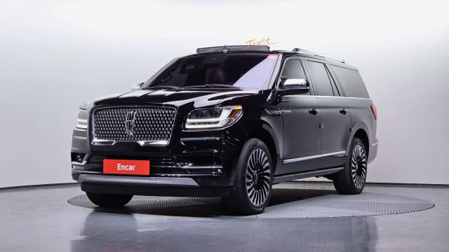 2020 Lincoln Navigator
