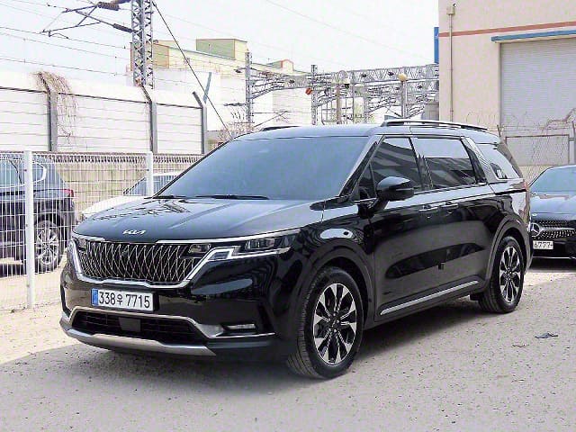 2023 KIA Carnival