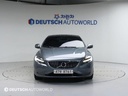 2017 VOLVO V40