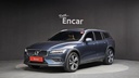 2021 VOLVO V60