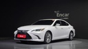 2021 LEXUS ES
