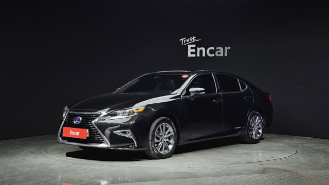 2017 LEXUS ES