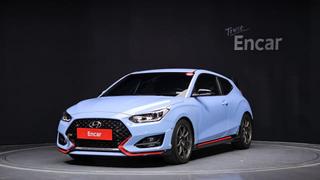 2019 HYUNDAI Veloster