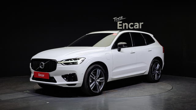 2021 VOLVO XC60