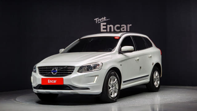 2017 VOLVO XC60