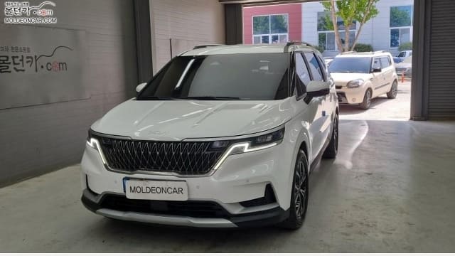 2023 KIA Carnival