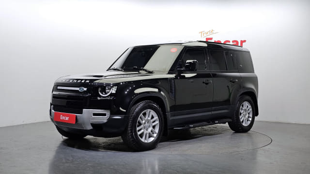2020 LAND ROVER Defender
