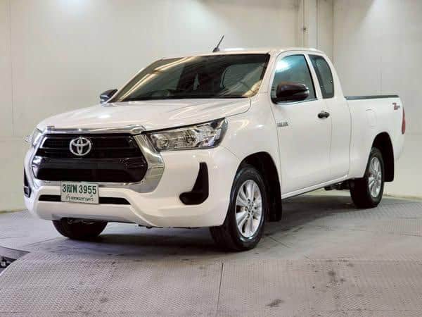 2022 TOYOTA Hilux