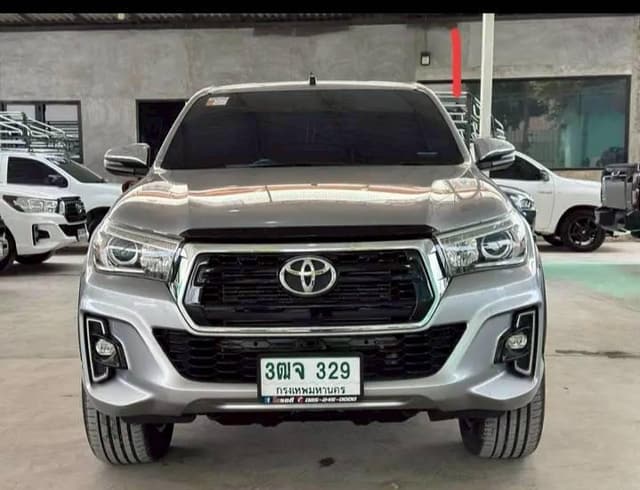 2018 TOYOTA Hilux
