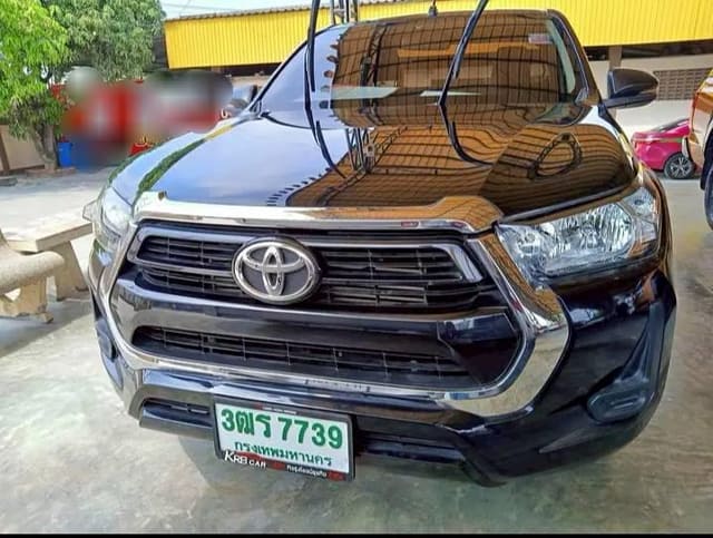 2022 TOYOTA Hilux