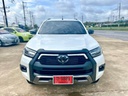 2024 TOYOTA Hilux