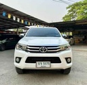 2017 TOYOTA Hilux, 