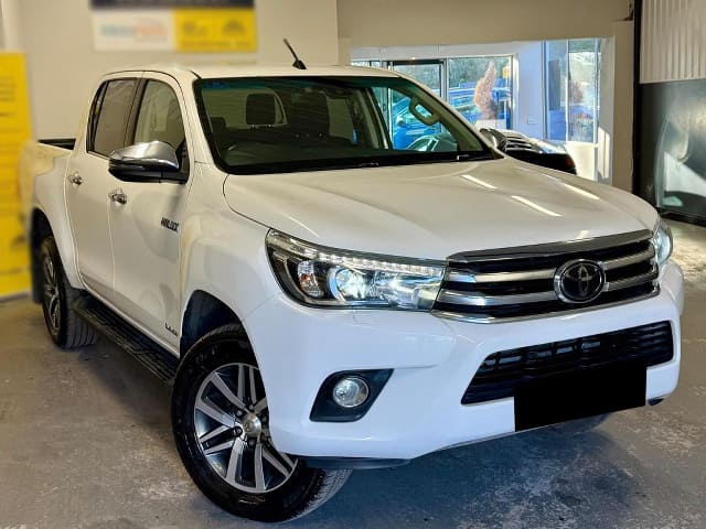 2018 TOYOTA Hilux
