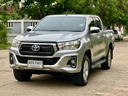 2019 TOYOTA Hilux