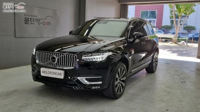 2020 VOLVO XC90