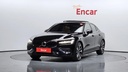 2023 VOLVO S60