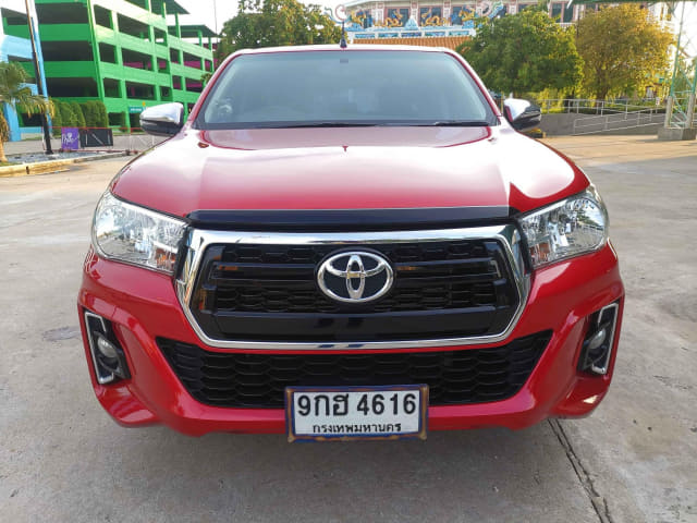 2020 TOYOTA Hilux