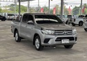 2017 TOYOTA Hilux