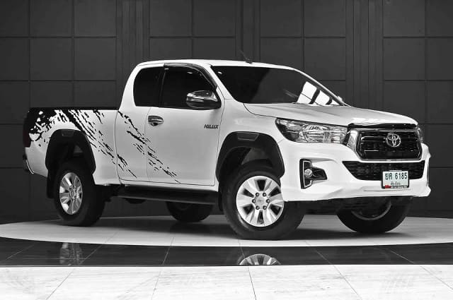 2018 TOYOTA Hilux, 