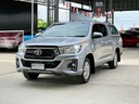 2019 TOYOTA Hilux