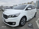 2017 KIA Carnival