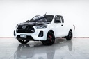 2021 TOYOTA Hilux