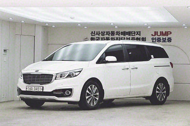 2017 KIA Carnival