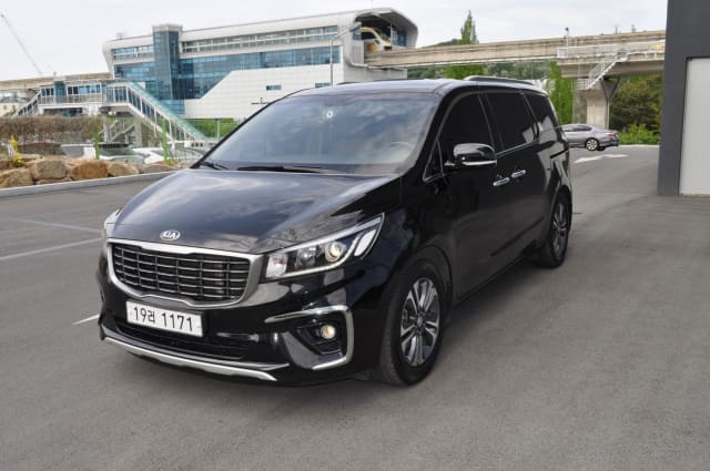 2019 KIA Carnival