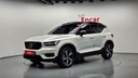 2019 VOLVO XC40