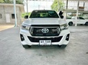 2018 TOYOTA Hilux