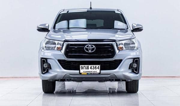 2020 TOYOTA Hilux