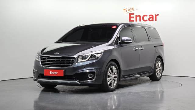 2017 KIA Carnival