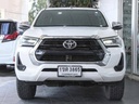 2021 TOYOTA Hilux