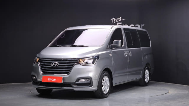 2019 HYUNDAI Grand Starex