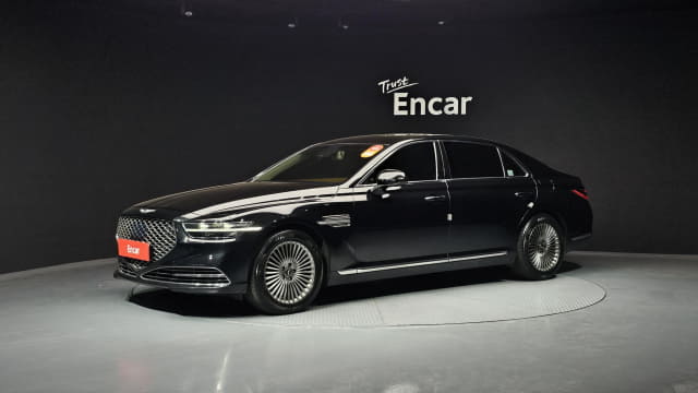 2021 Genesis G90