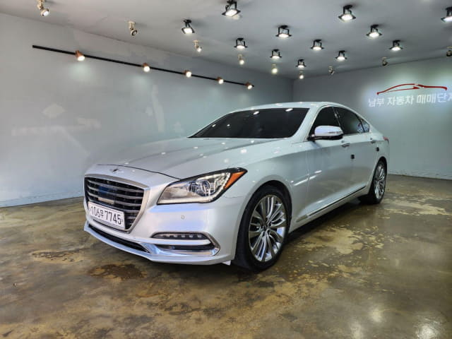 2017 Genesis G80