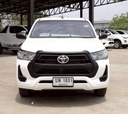 2021 TOYOTA Hilux