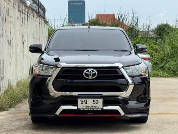 2022 TOYOTA Hilux