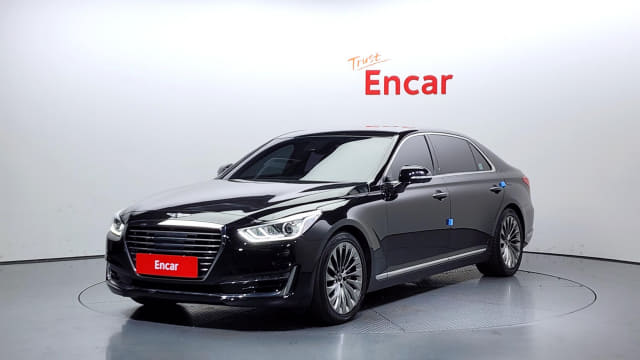 2018 Genesis EQ900
