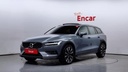2022 VOLVO V60