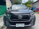 2019 TOYOTA Hilux