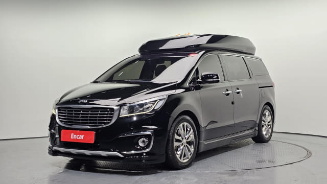 2017 KIA Carnival