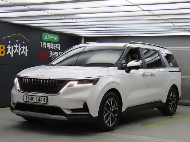 2023 KIA Carnival