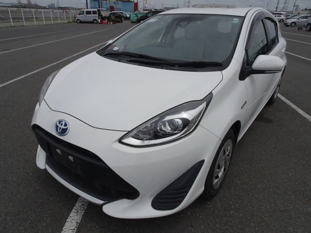 2020 TOYOTA Aqua
