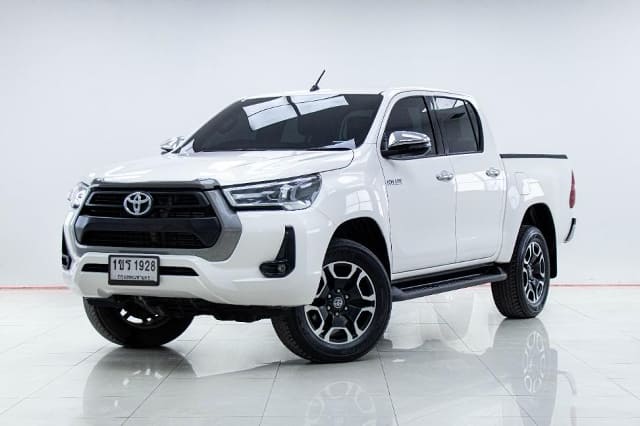 2021 TOYOTA Fortuner