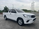 2017 TOYOTA Hilux