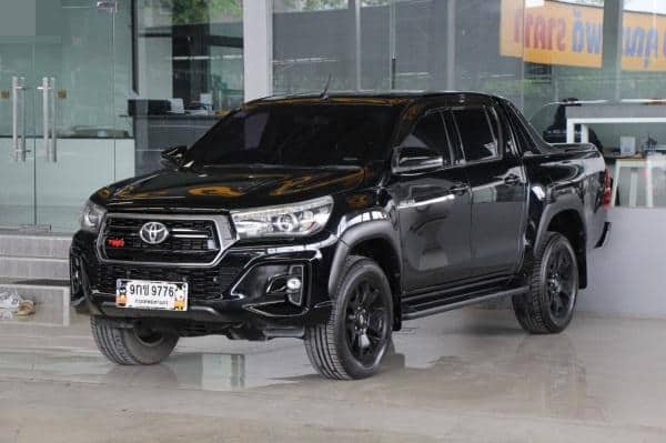 2019 TOYOTA Hilux