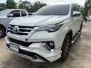 2020 TOYOTA Fortuner