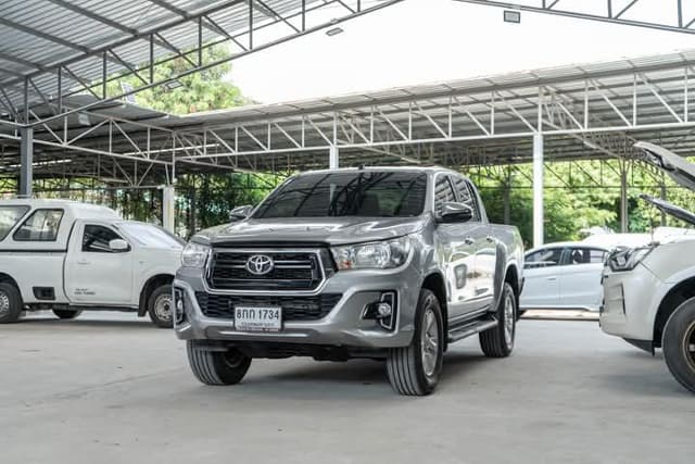 2018 TOYOTA Hilux